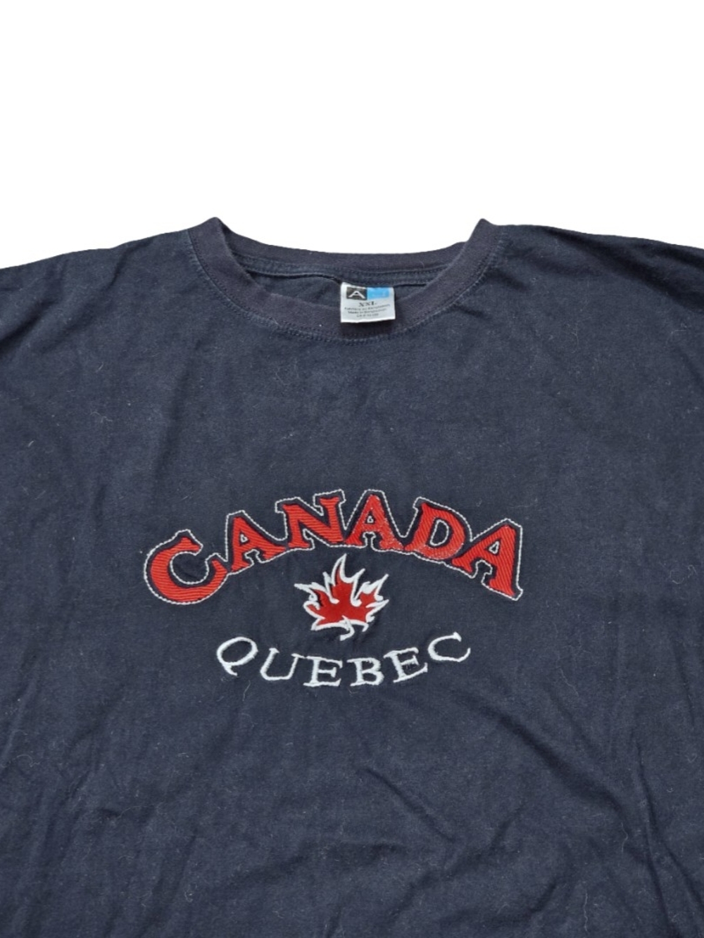 Men’s 2XL Canada Quebec Maple Leaf Graphic T-Shirt Red Black Short Sleeve